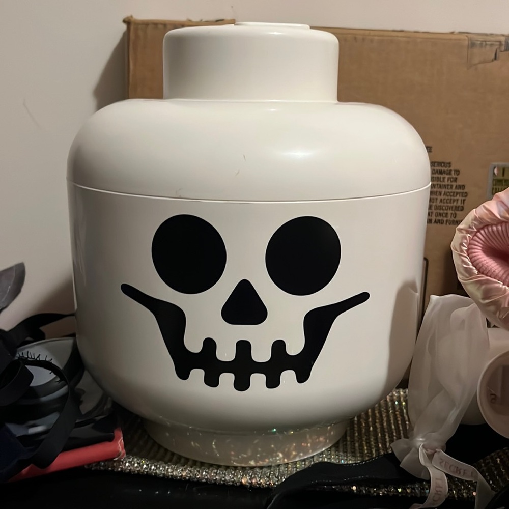 Lego skeleton head full of legos